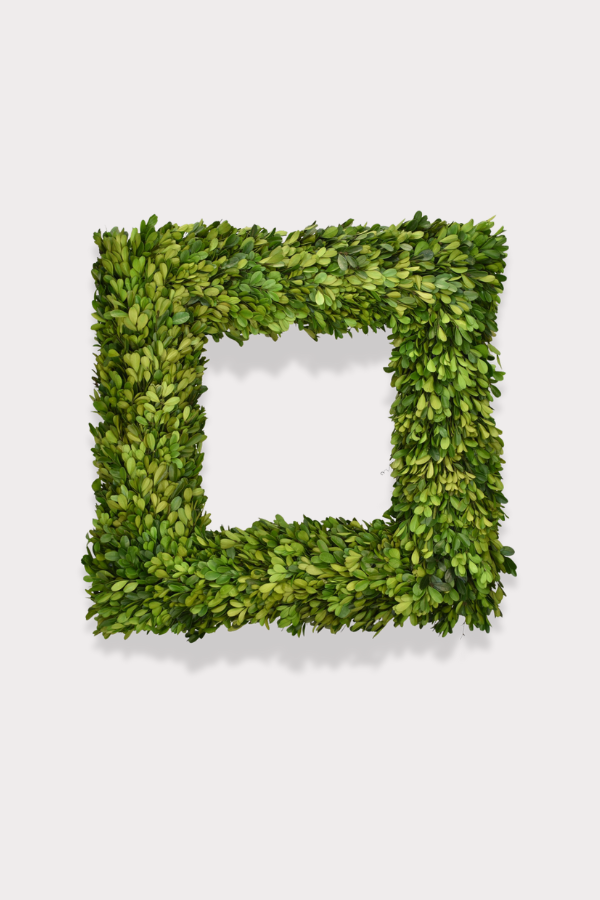 20in_Square_Boxwood_Wreath_EK_Home