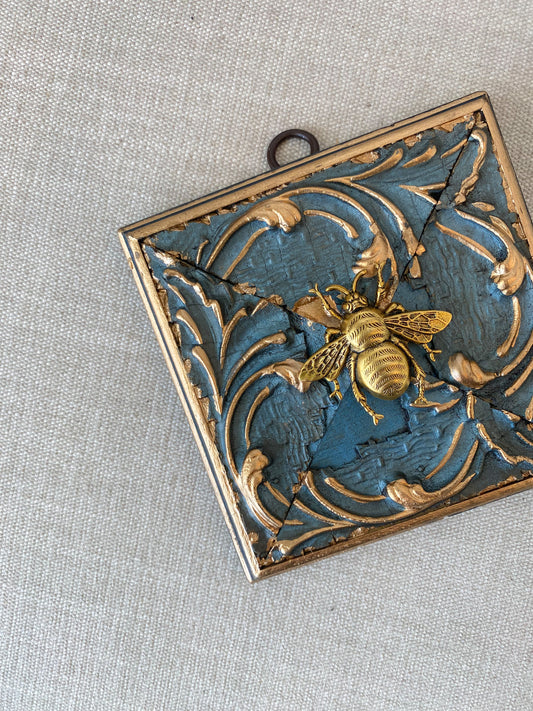 Bee in Blue and Gold Moulding Museum Bee