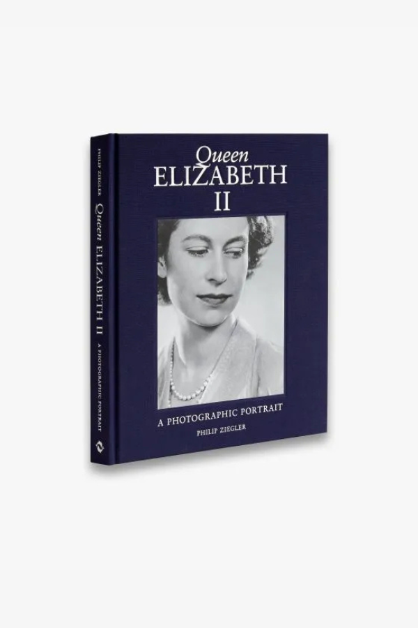 Queen Elizabeth II: A Photographic Portrait Book