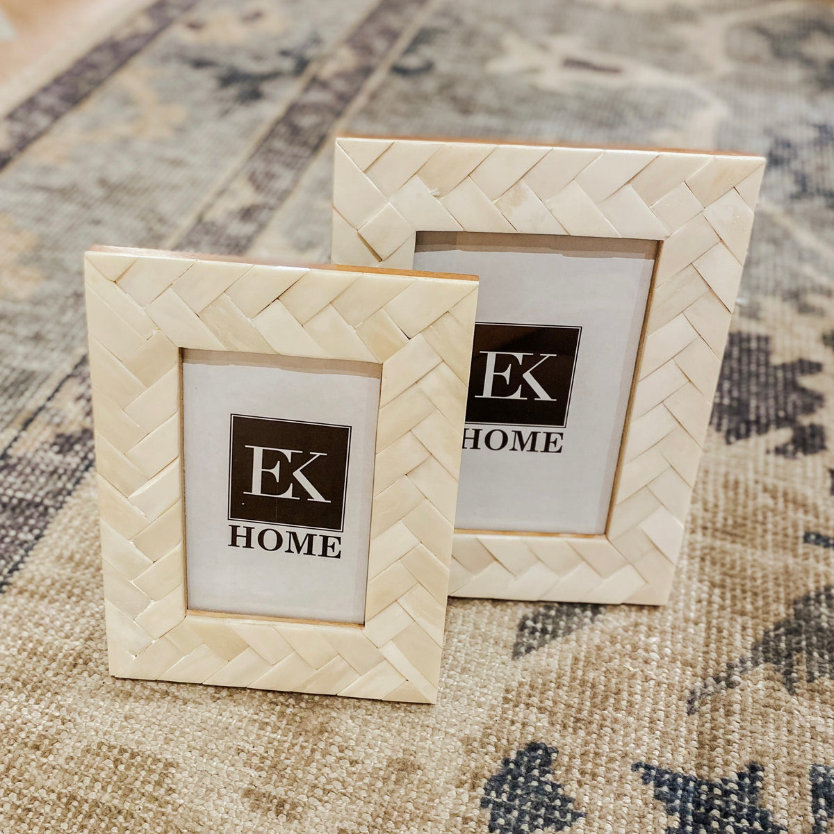 Criss Cross Frame – EK Home